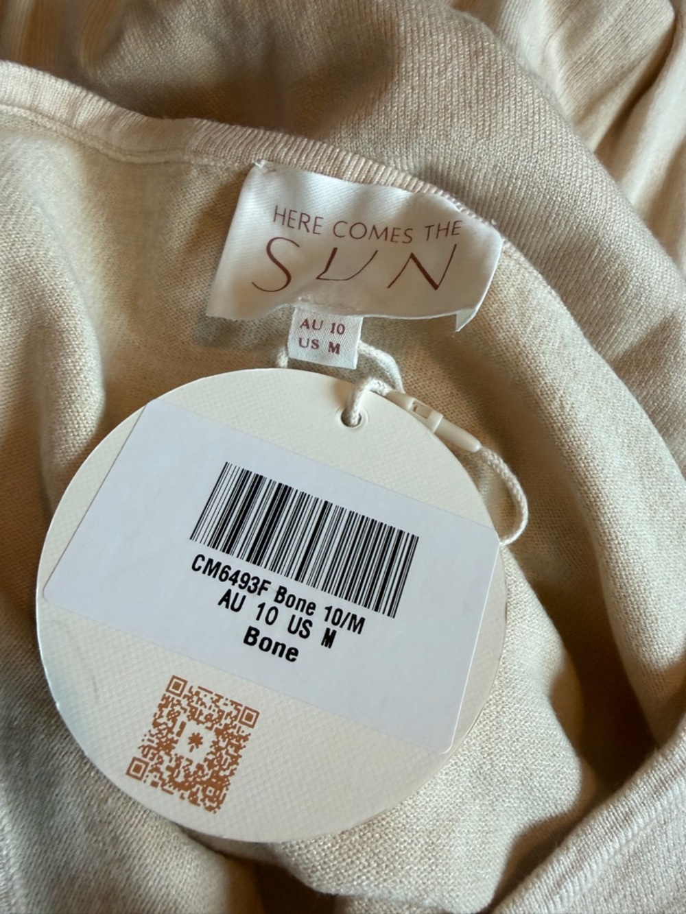 Here Comes The Sun Stretchy Elegant Bone Dress Pleated Skirt Size Medium NWT - Picture 9 of 10
